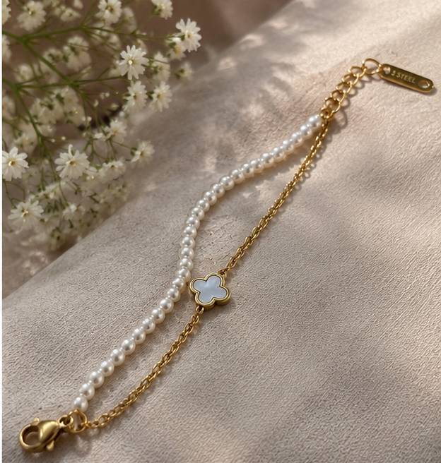 Clover Charm Bracelet